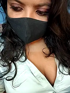 Snapshot of Tamil_hot_whiskey_girl chatting on March 2025 05:38:02 PM Tamil hot whiskey girl online show from March 2025 05:38:02 PM