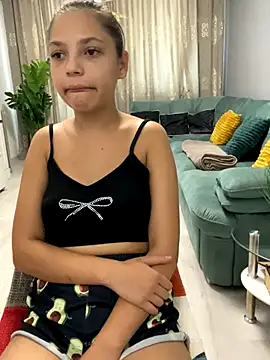 18teengirl3 online show from September 2025 07:41:01 AM