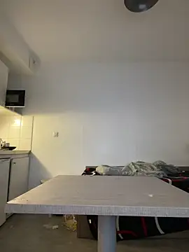 Renoirmonter online show from January 2026 07:11:01 PM