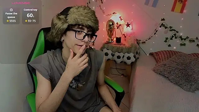 Matty Sparkk online show from June 2026 01:37:01 PM