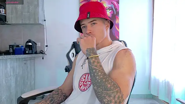 Ryannblue07 online show from October 2025 05:57:01 PM