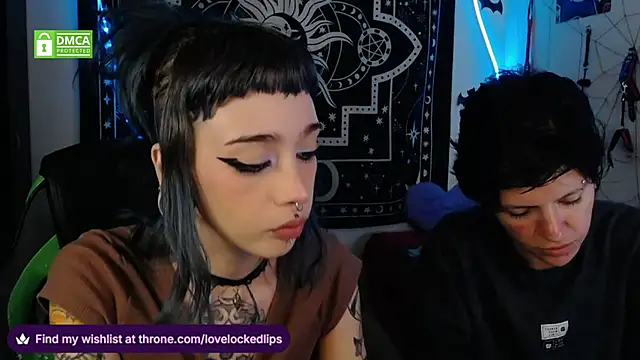 lovelockedlips online show from November 2025 09:14:01 PM