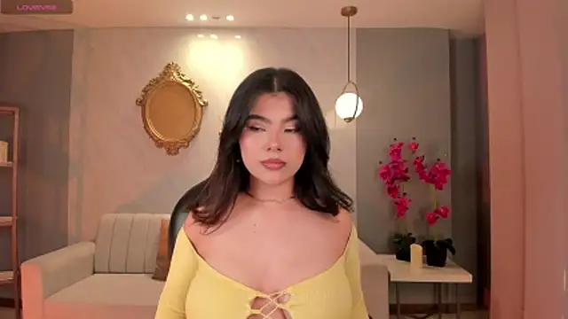 CandaseRussell online show from October 2025 09:13:01 PM