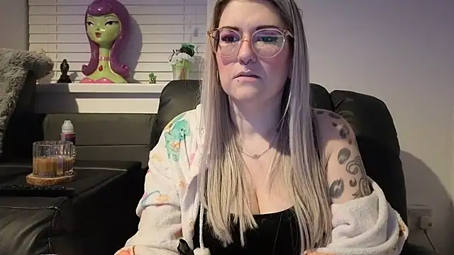 Sizzling Indie36 online show from February 2026 09:07:01 PM