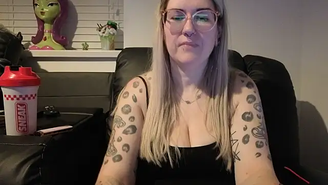 Sizzling Indie36 online show from February 2026 10:41:02 PM