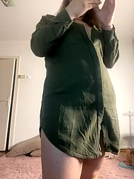 Natasha Cameron22 online show from November 2025 07:52:02 PM