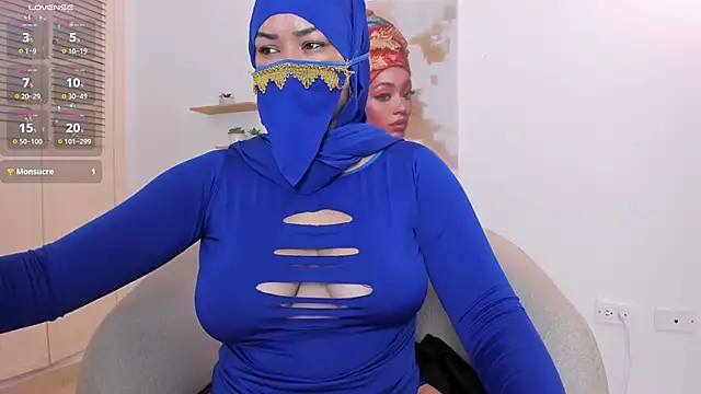 Layla arabelle online show from October 2025 07:57:02 PM