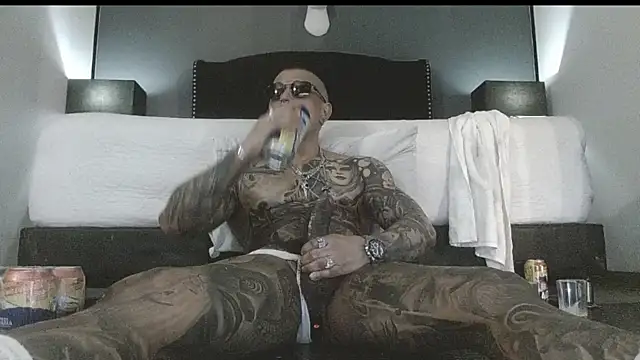 danilog515 online show from September 2025 12:05:01 AM