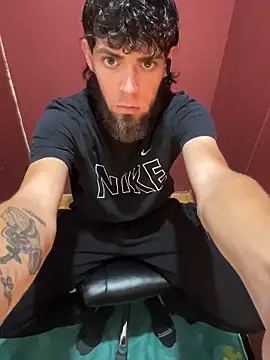 Snapshot of bwcizThrobbing chatting on October 2025 09:35:02 AM bwcizThrobbing online show from October 2025 09:35:02 AM