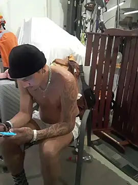 Snapshot of TAIZ69WORLD chatting on November 2025 10:39:02 AM TAIZ69WORLD online show from November 2025 10:39:02 AM