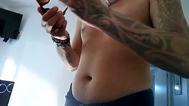 Snapshot of TAIZ69WORLD chatting on November 2025 06:52:02 PM TAIZ69WORLD online show from November 2025 06:52:02 PM