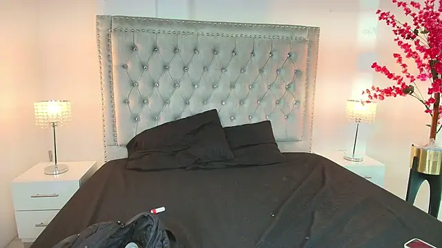 Lia adamsss online show from October 2025 03:49:02 AM