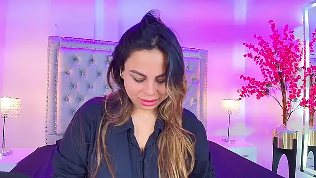 Lia adamsss online show from October 2025 12:24:01 AM