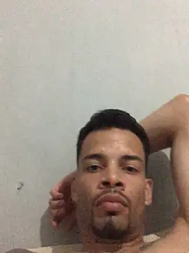 HenriquePhn online show from March 2026 07:25:01 PM