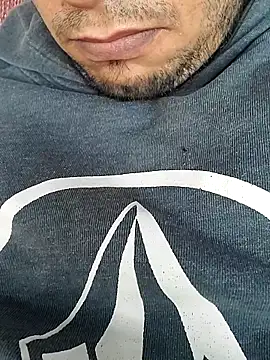 Hotbooy online show from November 2025 12:15:02 PM