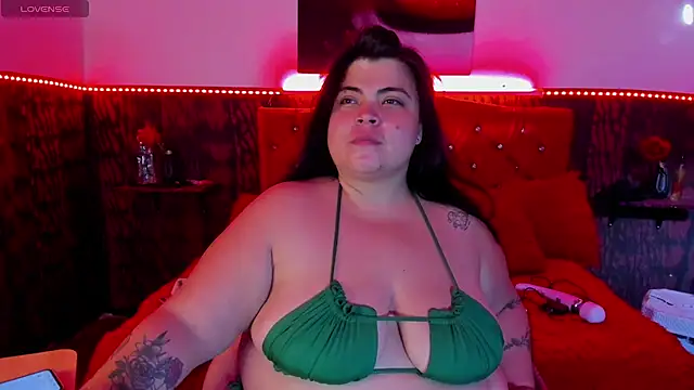 Snapshot of dirtyBBWplay chatting on May 2026 09:42:02 PM dirtyBBWplay online show from May 2026 09:42:02 PM