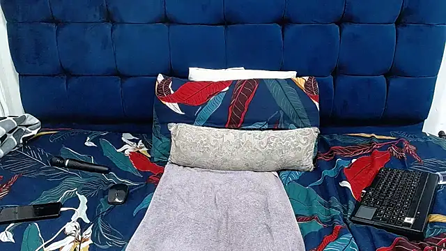 Snapshot of AriesCake chatting on January 2026 04:22:01 PM AriesCake online show from January 2026 04:22:01 PM