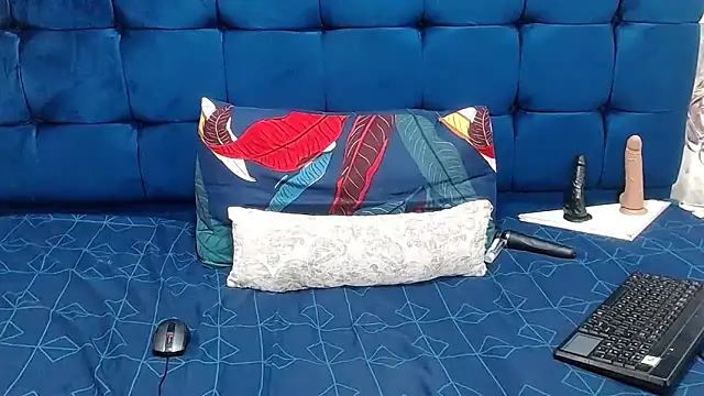 Snapshot of AriesCake chatting on February 2026 10:14:02 AM AriesCake online show from February 2026 10:14:02 AM