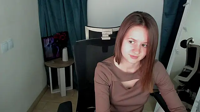 Catherine e online show from September 2025 06:30:02 PM