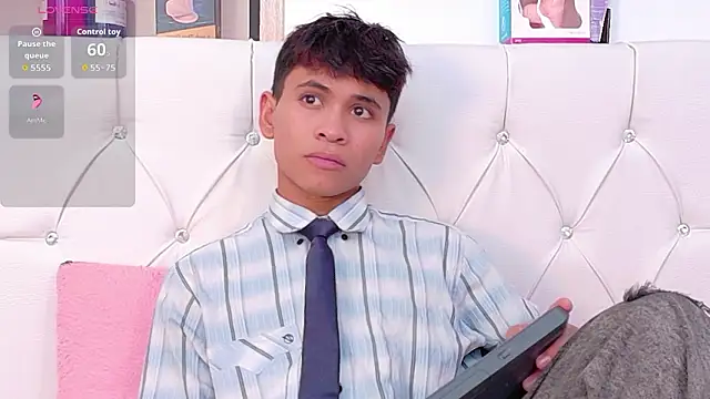 Ethan Westt online show from January 2026 08:14:01 PM