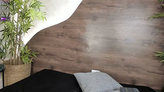 Snapshot of mia_lacy_ chatting on November 2025 07:41:02 PM mia lacy online show from November 2025 07:41:02 PM