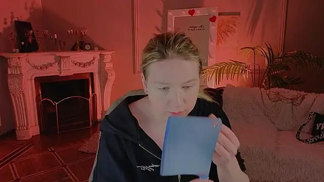 Jes Solar online show from March 2026 10:16:01 PM