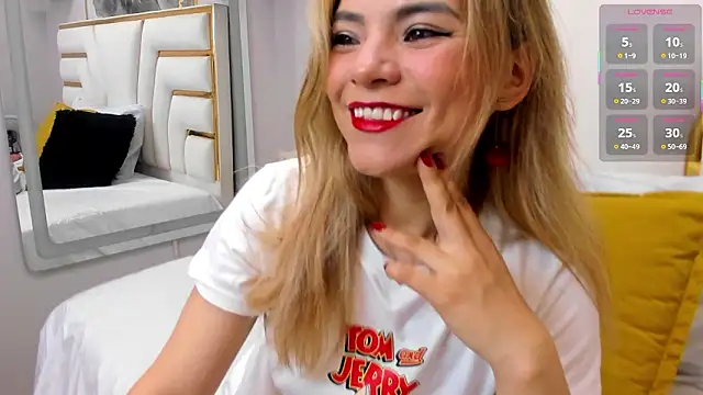 NalaRosse online show from February 2026 03:01:02 AM