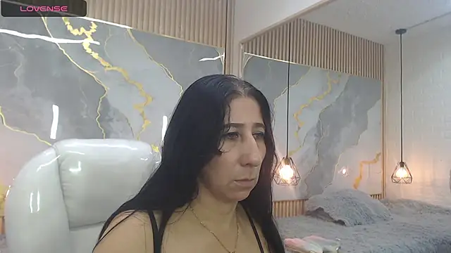 nei girl online show from September 2025 11:10:01 AM