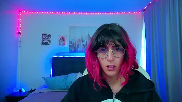 goth minerva online show from February 2026 01:31:01 PM