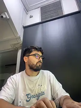 Freakydrag online show from September 2025 02:03:02 AM