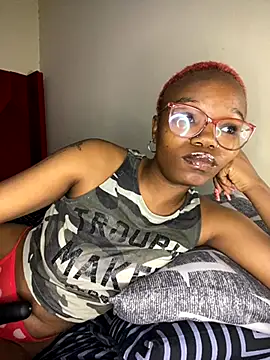 YummyMelanin117 online show from October 2025 07:22:02 PM