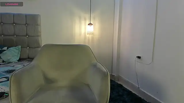 samxx muscle online show from November 2025 01:43:03 PM