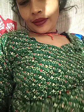 Eshna Dabral online show from November 2025 03:25:02 PM