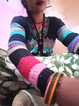 Eshna Dabral online show from November 2025 01:39:01 AM