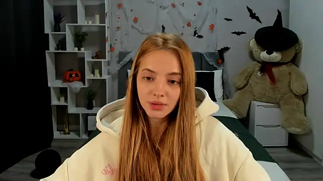 MelanieAlves online show from November 2025 12:39:02 PM