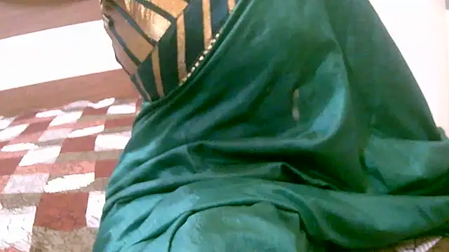 Snapshot of ragini_m_m_s chatting on September 2025 04:56:01 AM ragini m m s online show from September 2025 04:56:01 AM