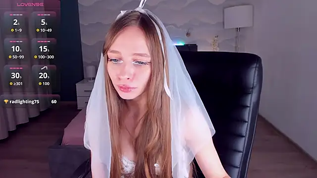 Amy Waynee online show from October 2025 10:10:02 PM