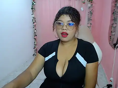natalietits1 online show from October 2025 07:12:02 PM