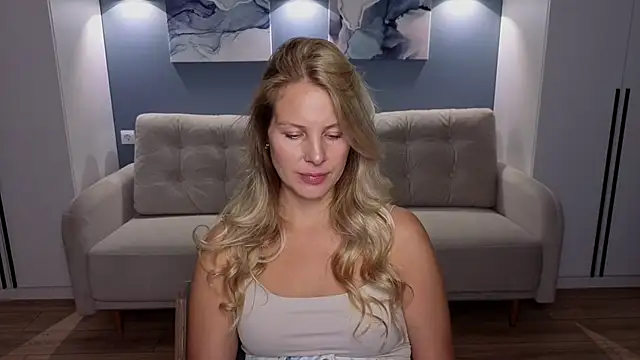 MelanieBennett online show from September 2025 06:14:01 AM