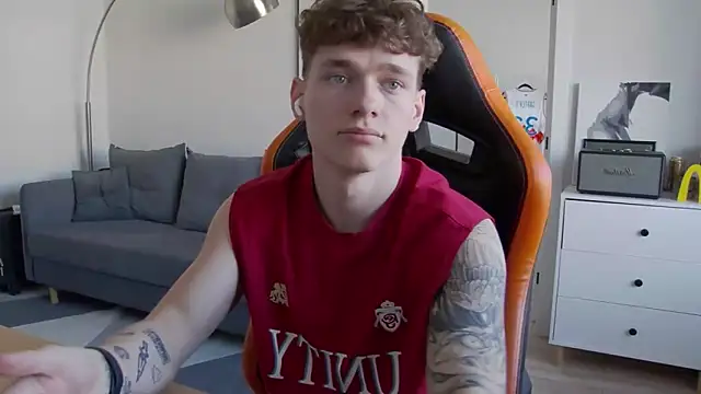 DanyDavis online show from May 2026 11:37:01 AM