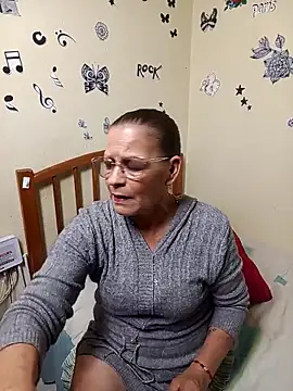 katrina perez online show from October 2025 10:10:01 PM