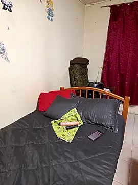 katrina perez online show from December 2025 11:00:02 PM