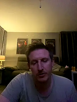 Snapshot of Tommyglasgow1983 chatting on October 2025 04:13:01 AM Tommyglasgow1983 online show from October 2025 04:13:01 AM