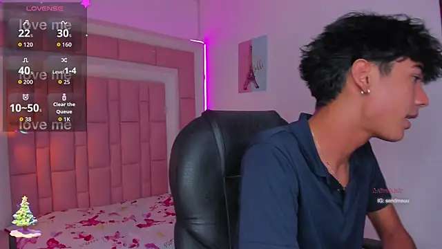 OliverTwinky online show from November 2025 04:40:01 PM