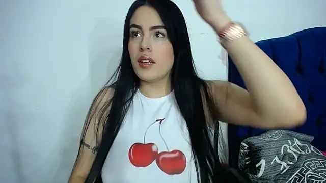 karolay su online show from November 2025 01:31:01 AM