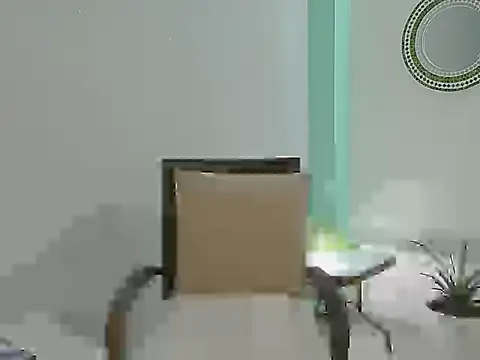 Snapshot of Alicia_Montess chatting on November 2025 08:45:01 PM Alicia Montess online show from November 2025 08:45:01 PM