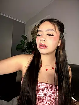 Snapshot of Cristina_pinkk chatting on January 2026 03:33:01 AM Cristina pinkk online show from January 2026 03:33:01 AM