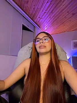 Snapshot of Cristina_pinkk chatting on March 2026 07:15:01 AM Cristina pinkk online show from March 2026 07:15:01 AM