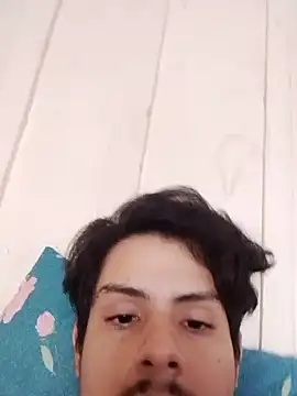 Snapshot of Omoraia chatting on December 2025 07:53:02 PM Omoraia online show from December 2025 07:53:02 PM