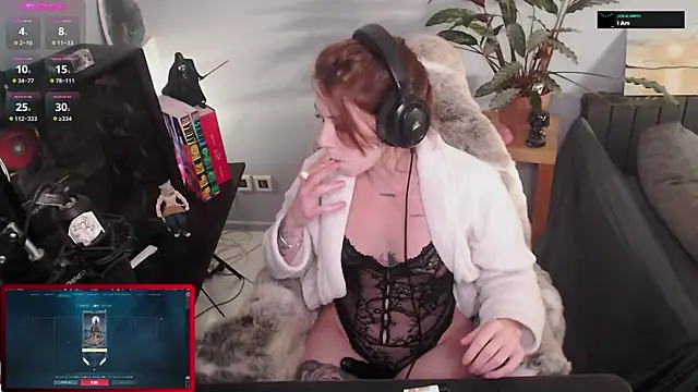 Horny Makima online show from December 2025 08:45:01 AM